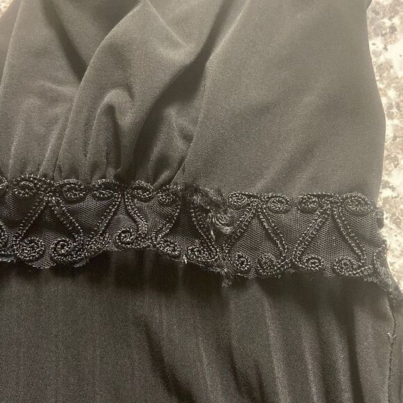 Madame D Black Chemise Lingerie Pleated Skirt Midi Adjustable Straps Size Small? - Picture 8 of 8